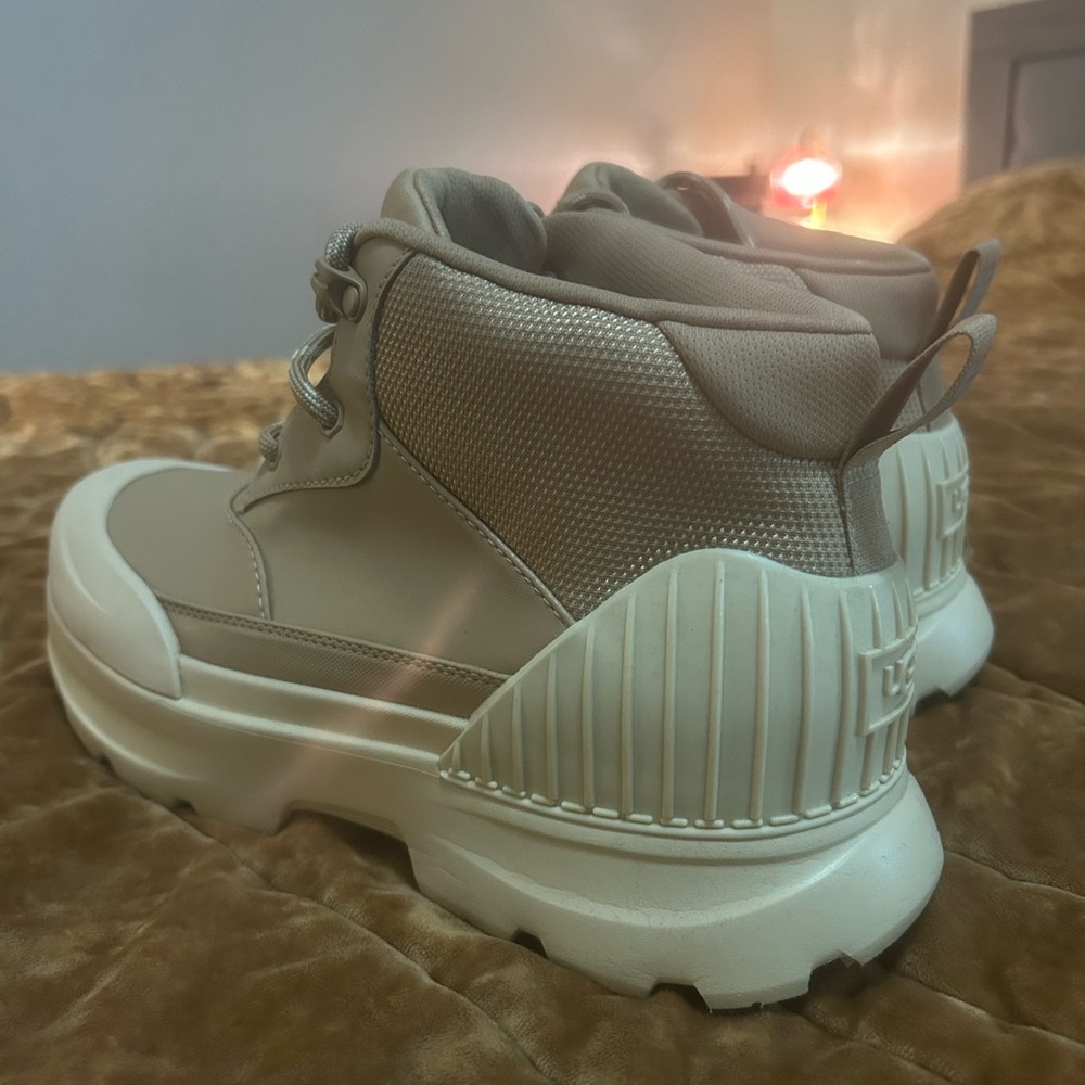 UGG platform shoes